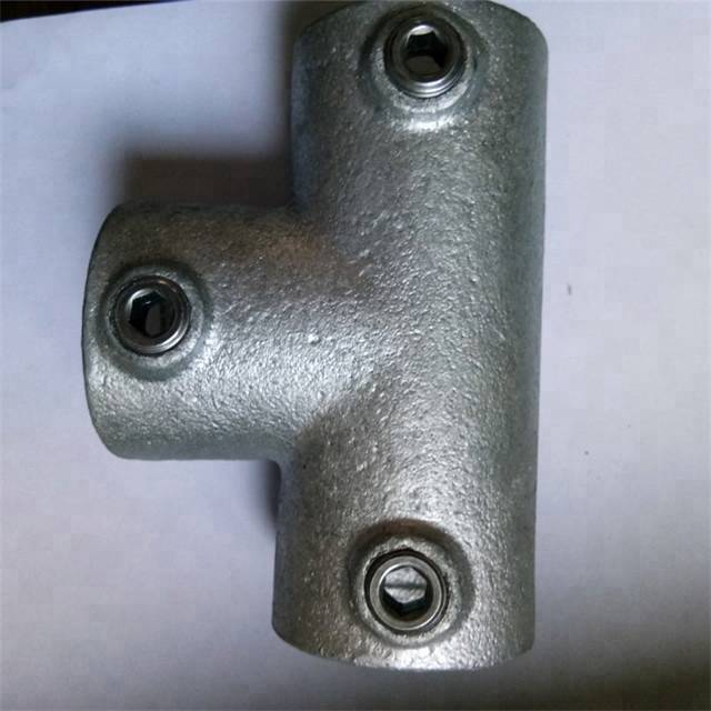 4 way cross pipe fitting factory