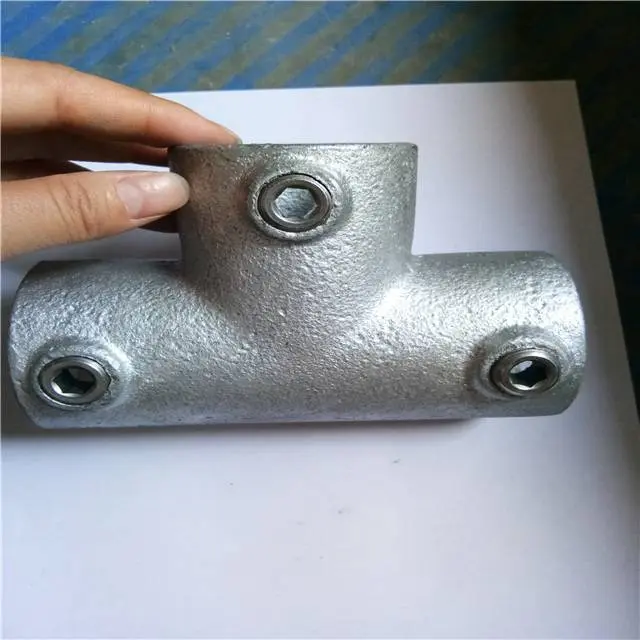 Galvanized 11 yy three socket tee key clamp pipe fitting used for 26.9mm pipe
