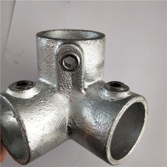 cross pipe fittings factories